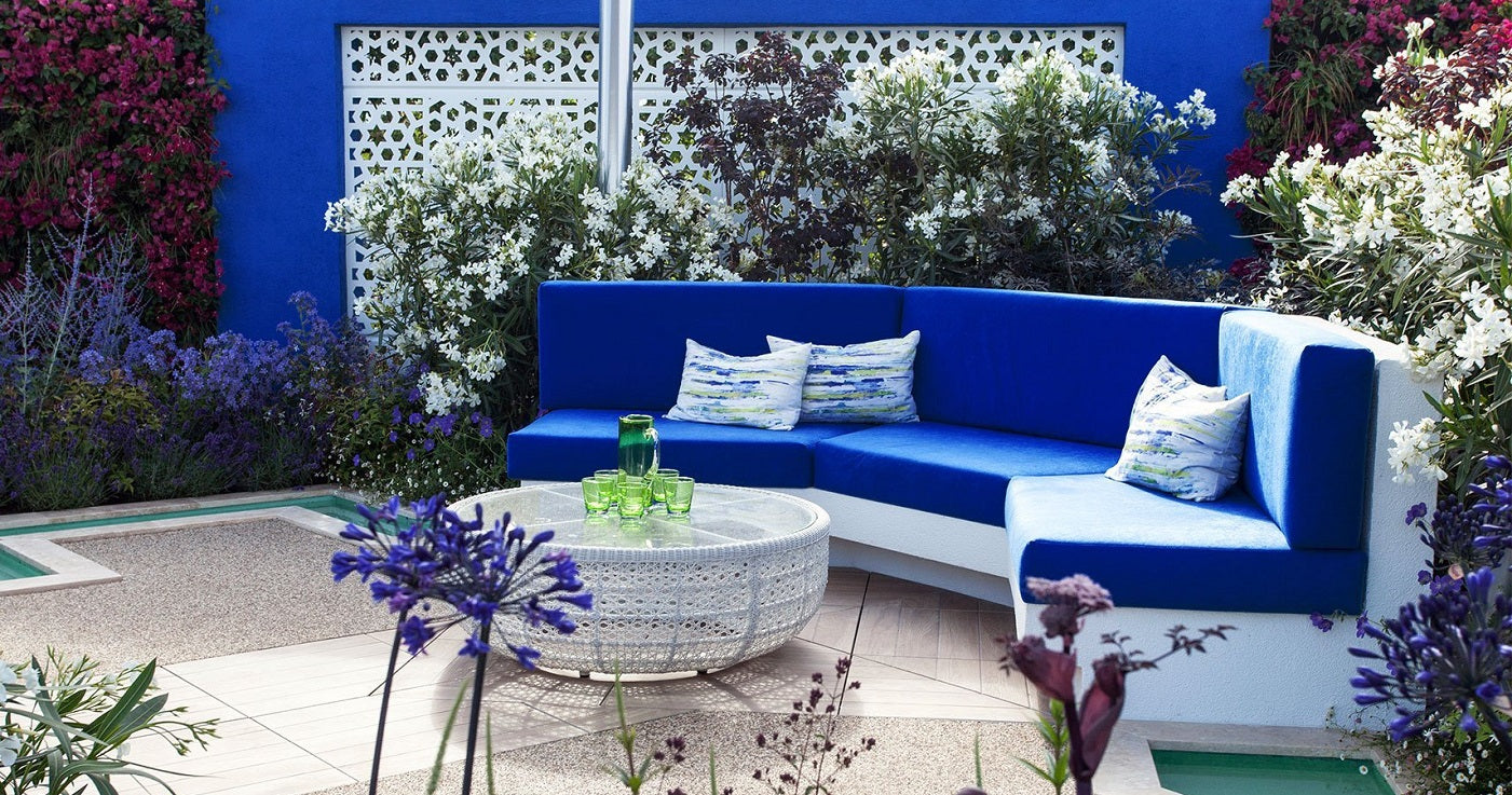 for garden conservatory gazebo terrasse sitting group covering  by outdoor fabric