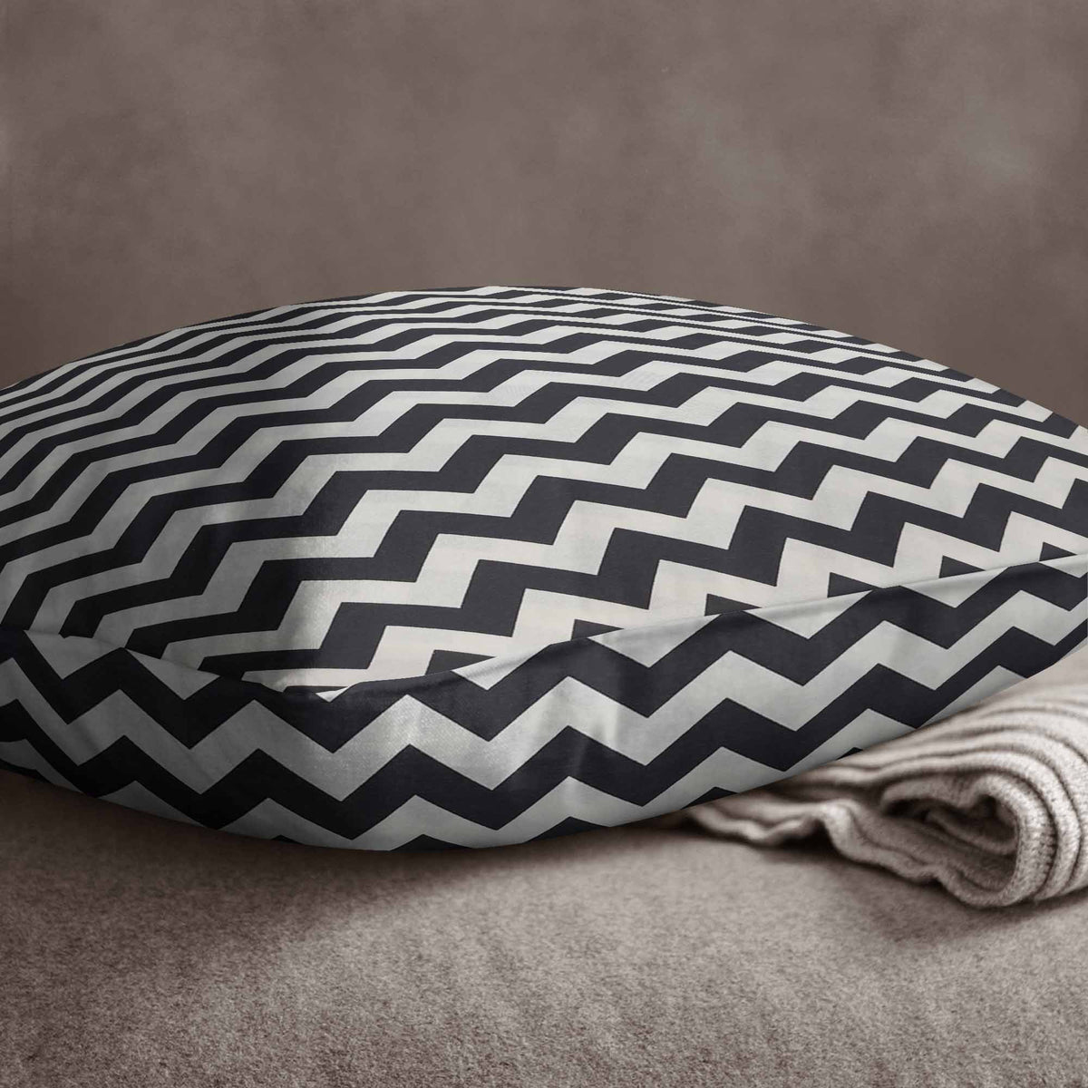 Black White Zig Zag Cushion, Chevron Pillow Cover, Cotton Canvas Throw